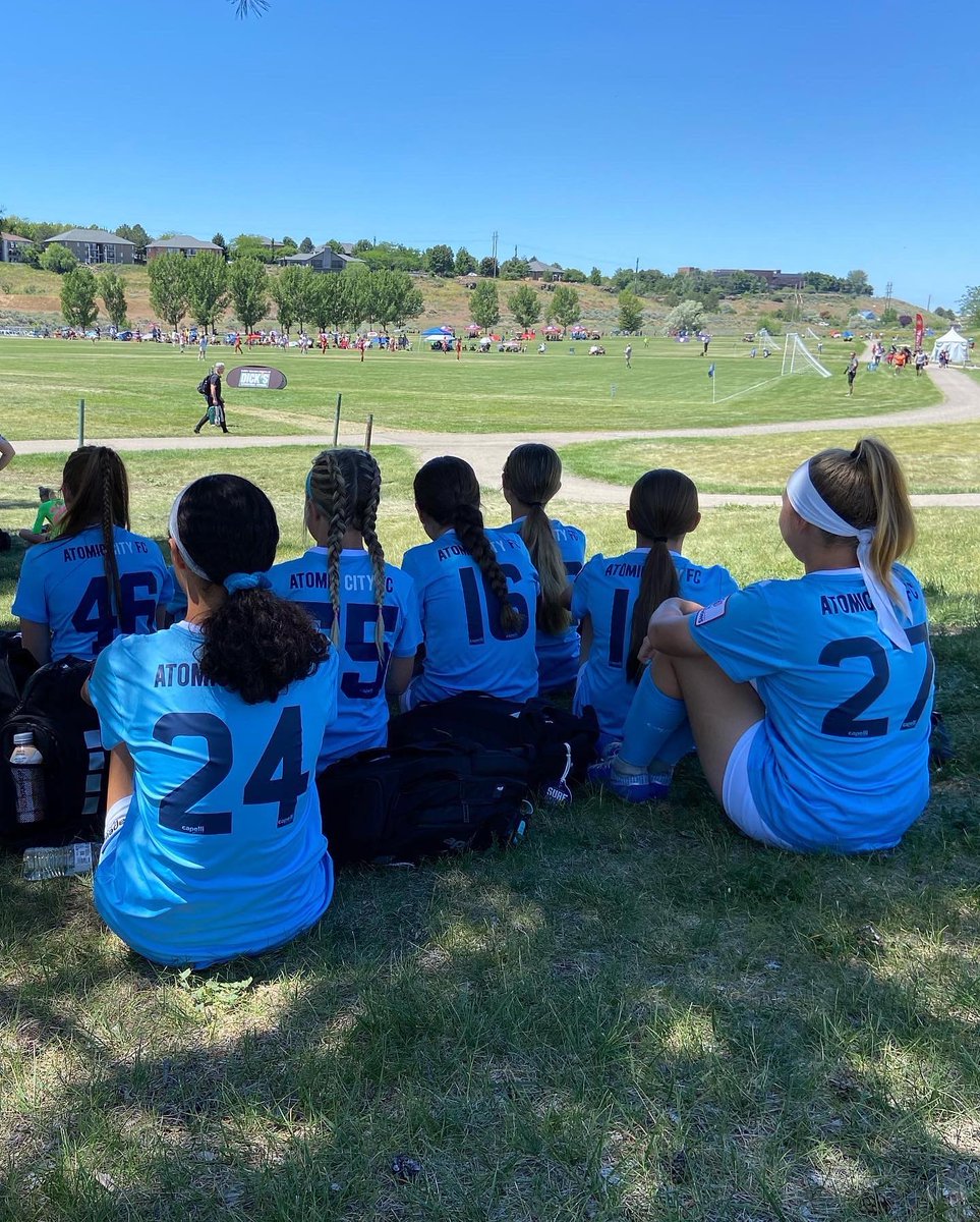 AtomicCityFC's tweet image. It’s another GLORIOUS day in beautiful Boise, ID. Atomic City FC will be sporting their Argentina 🇦🇷 home kits. Kickoff is set for 2pm Moutain Time Zone against Idaho Rush. It’s an elimination game with the right to play in the knockout stage quarterfinals Friday. Let’s GO!