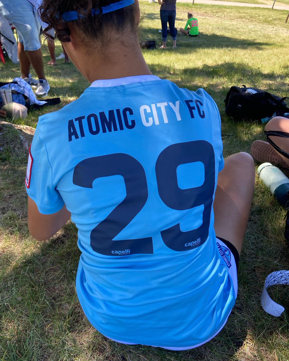 AtomicCityFC's tweet image. It’s another GLORIOUS day in beautiful Boise, ID. Atomic City FC will be sporting their Argentina 🇦🇷 home kits. Kickoff is set for 2pm Moutain Time Zone against Idaho Rush. It’s an elimination game with the right to play in the knockout stage quarterfinals Friday. Let’s GO!