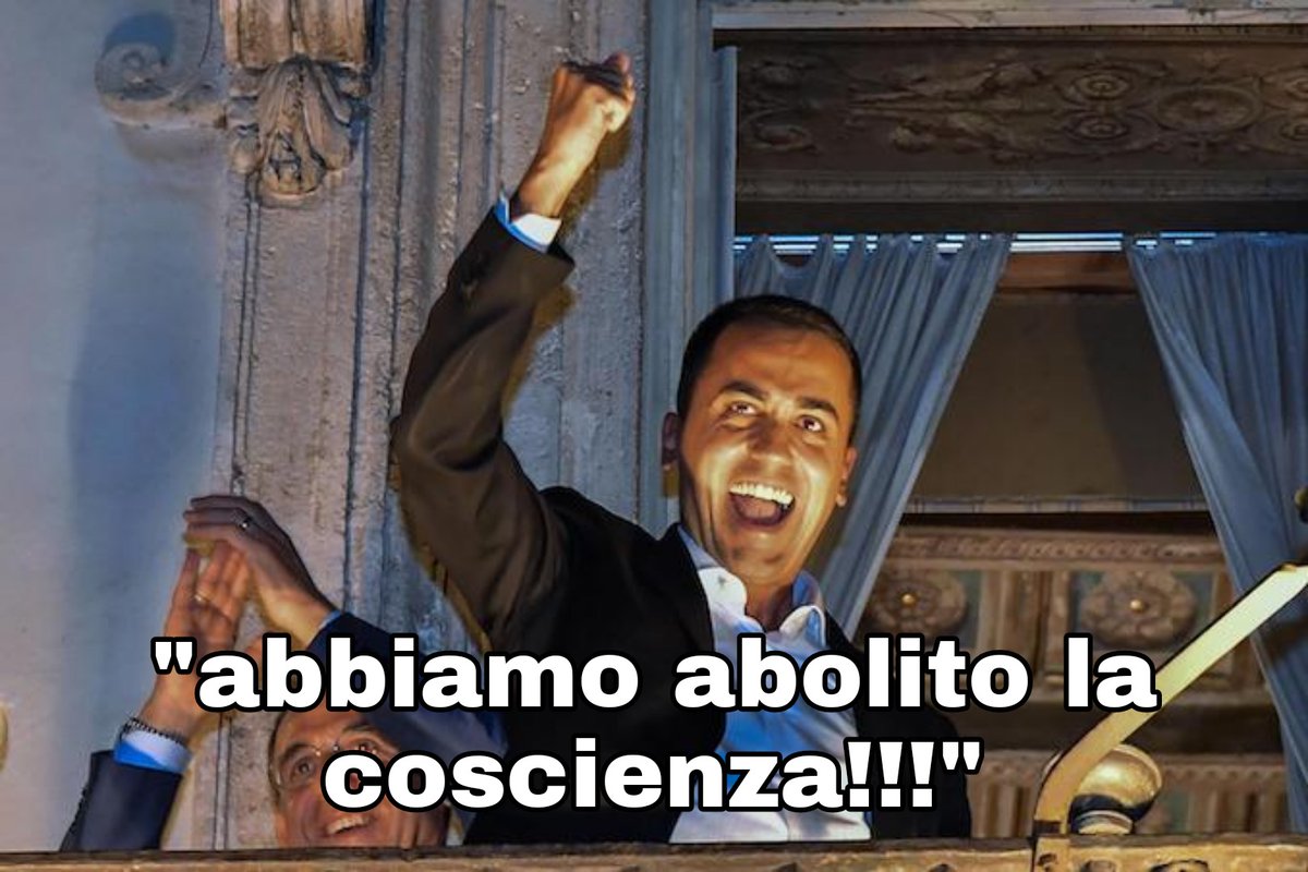 TomFracasso's tweet photo. #Conte dice dalla #Gruber: "non chiedo le sue dimissioni...Di Maio si interroghi con la propria coscienza"
intanto Giggino...
#Traditore #DiMaio #Giggino #M5S https://t.co/eYLEU5THCh