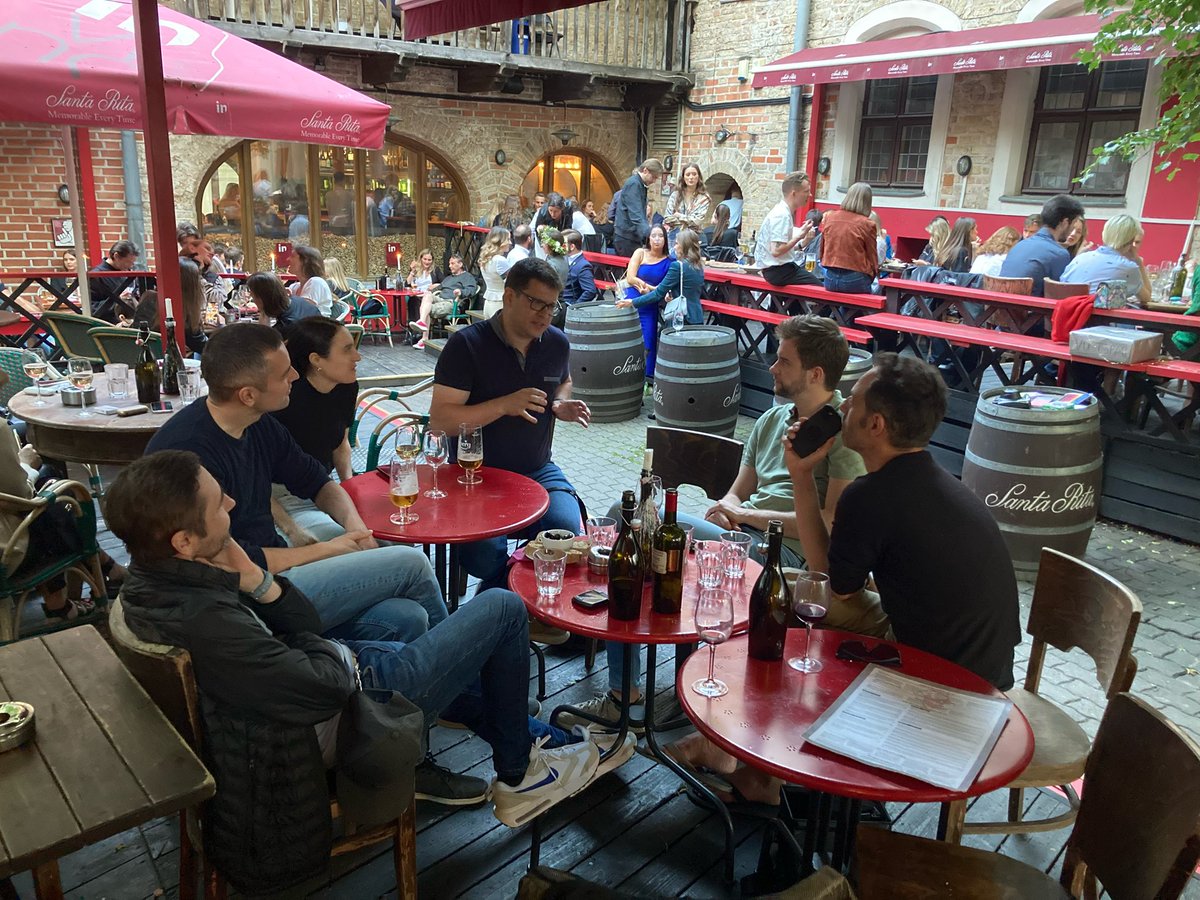 Vilnius #CrossBorderRail meet-up - super discussions over a glass of wine. The next meeting is Friday morning in Warszawa…