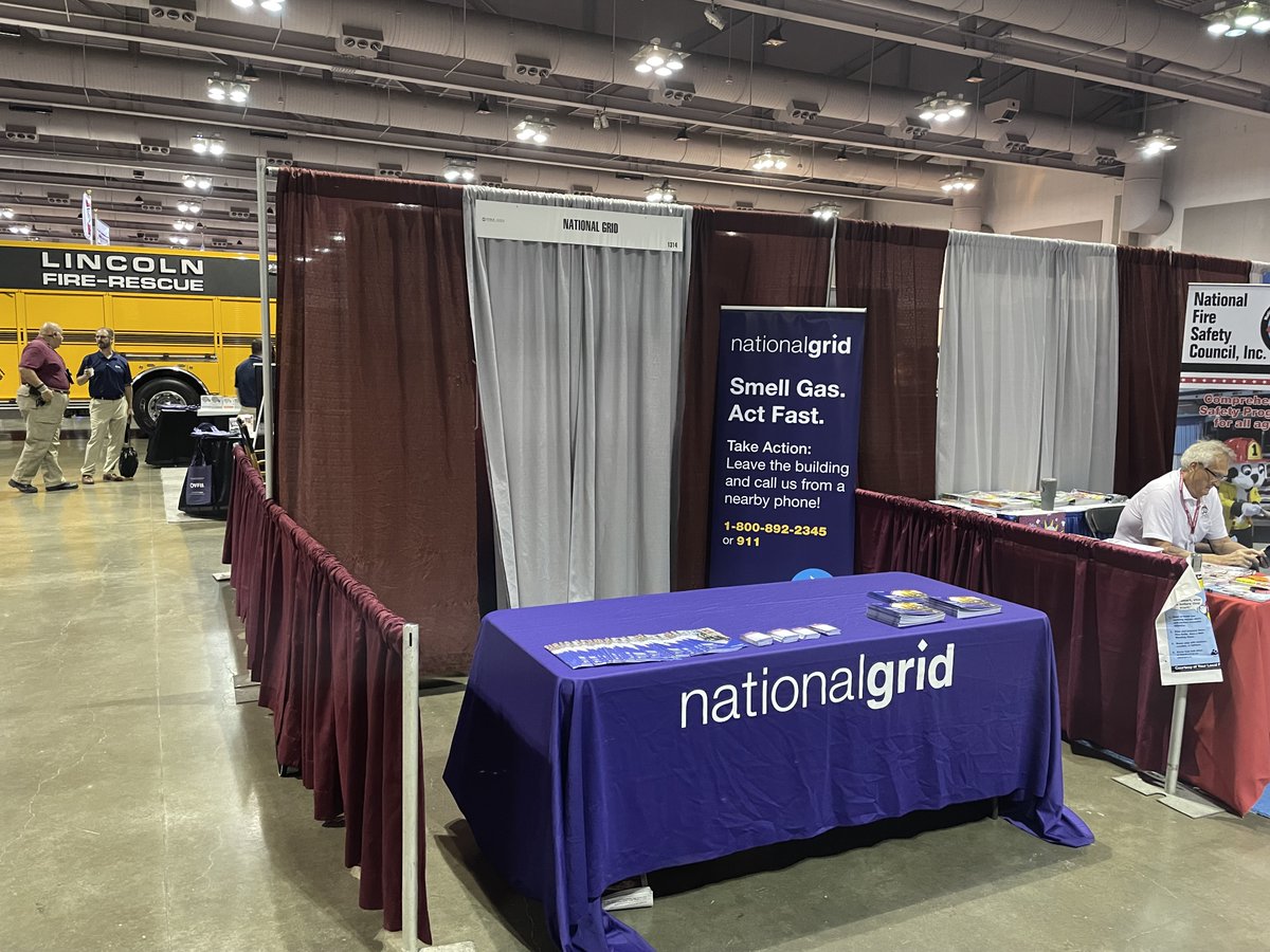 NatGridSafetyJS's tweet photo. Last week, the Upstate Pipeline Stakeholder Engagement was at the New York State Chief's Convention, held at the Oncenter in Syracuse.  Thanks to everyone that stopped by, don't forget to check out our free 1st responder training website @ https://t.co/7cxyhV5ygd https://t.co/Do5OI5lntm
