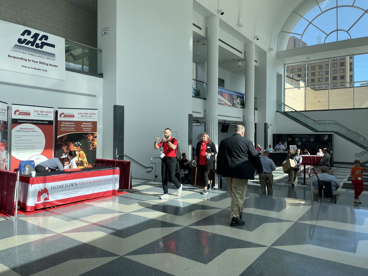 NatGridSafetyJS's tweet photo. Last week, the Upstate Pipeline Stakeholder Engagement was at the New York State Chief's Convention, held at the Oncenter in Syracuse.  Thanks to everyone that stopped by, don't forget to check out our free 1st responder training website @ https://t.co/7cxyhV5ygd https://t.co/Do5OI5lntm
