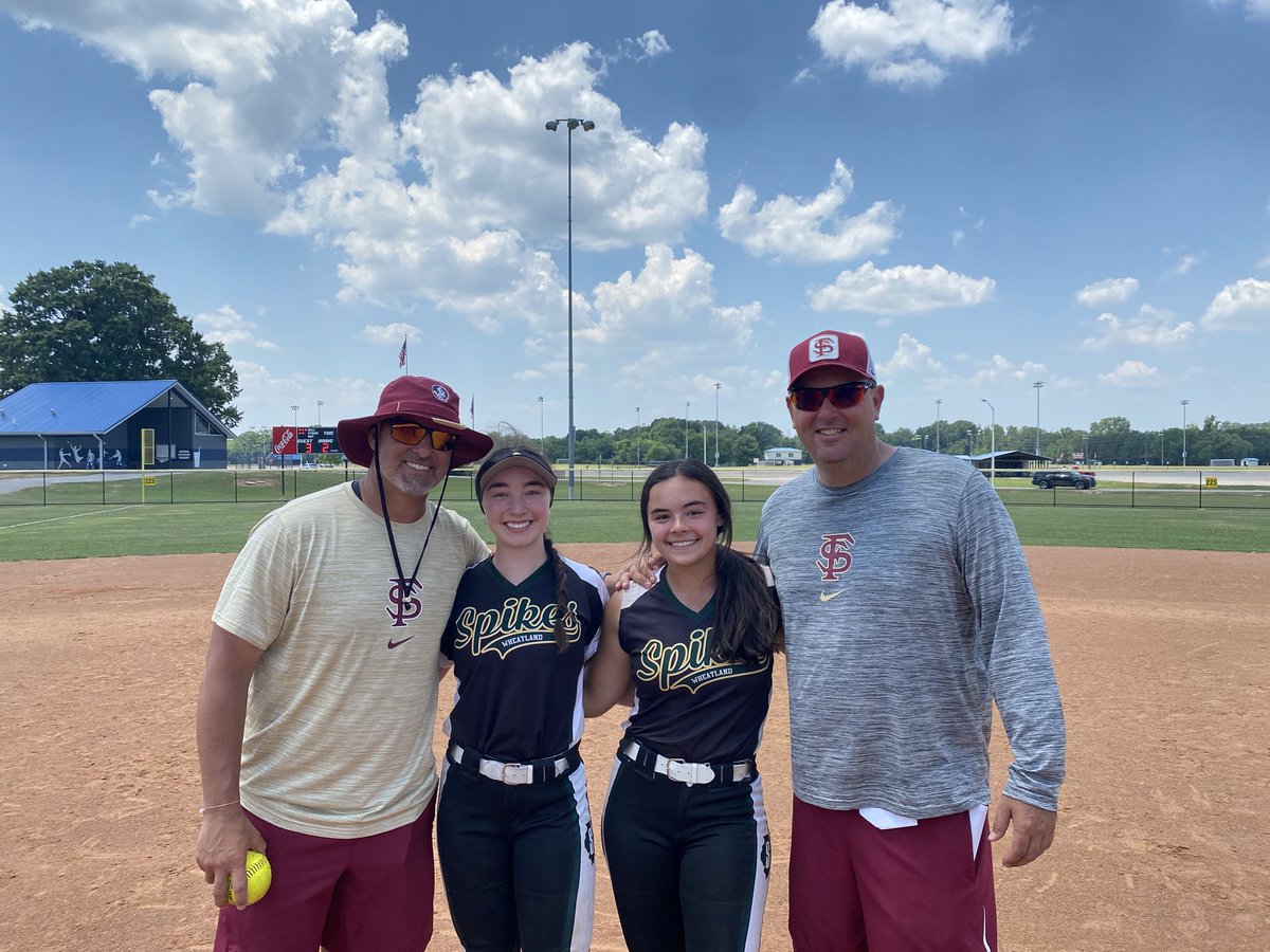 Tia Durst tweet media