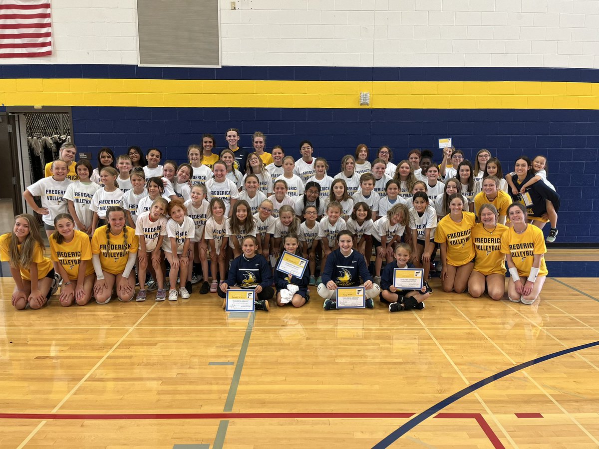 FHS Girls Volleyball tweet media