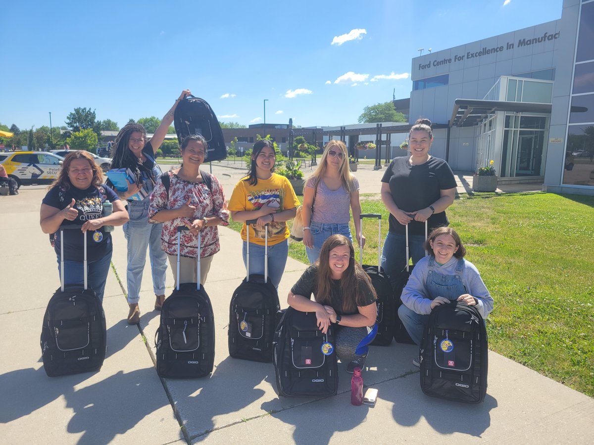 WESTofWindsor's tweet photo. Participants from our Electrical Pre-Apprenticeship Program for Women @WestofWindsor received their backpacks. Thanks @StClairCollege @LOCAL444UNIFOR and Terry Weymouth @jrnyprsn for your #ParnershipAndCollaborations. Program is funded by Government of Canada and Government of ON https://t.co/yGyrvlIpWw