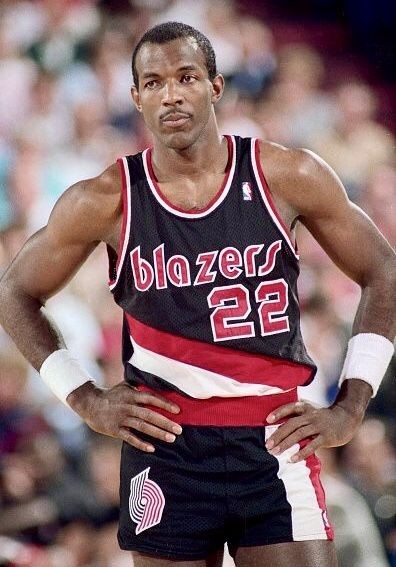 Happy birthday to Clyde Drexler! 