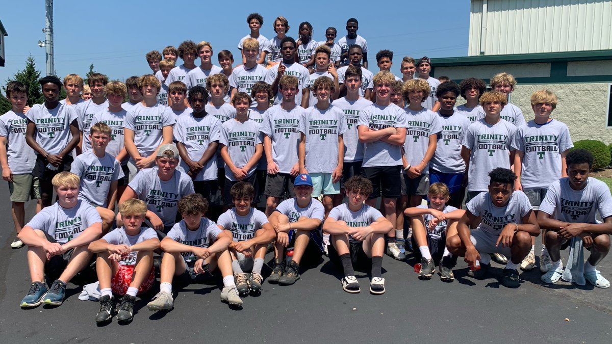 TrinityHSFB's tweet photo. Had a great three days with these young men! They showed up everyday with a great attitude and ready to work! GO ROCKS! https://t.co/tZlmfQH7Il