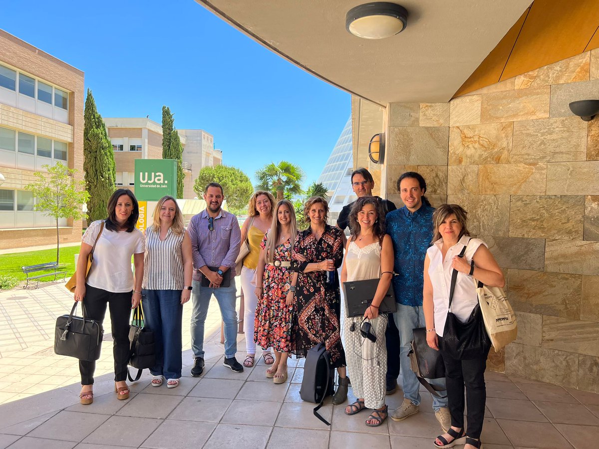 Os presentamos a parte del equipo de investigación de EmoDI-IN3: "Efectos del Trabajo en el Bienestar emocional de las personas con #discapacidadintelectual y en la empresa" financiado por <a href="/FundlaCaixa/">Fundación ”la Caixa”</a> y en el que participan <a href="/FundacionProde/">Fundación PRODE</a> <a href="/AFAMP_/">AFAMP</a> #aprompsi <a href="/ujaen/">Universidad de Jaén</a> #conecta2022