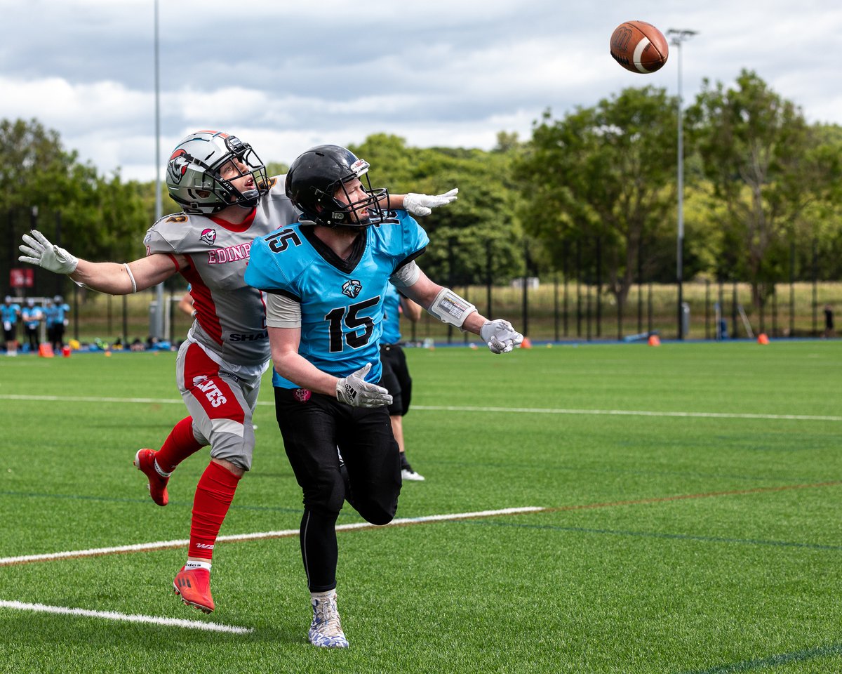 dav1dar's tweet image. Images from Edinburgh Wolves v Sheffield Giants at Peffermill.
#BAFAOfficial, #EdinburghWolves, #NFLScotland, #NFLUK, #Gridiron, #AmericanFootball, #SportScotland, #Peffermill, #Edinburgh, #AmericanFootball, #SportsPhotographer, #CanonUK, #Dav1darSportsPhotography