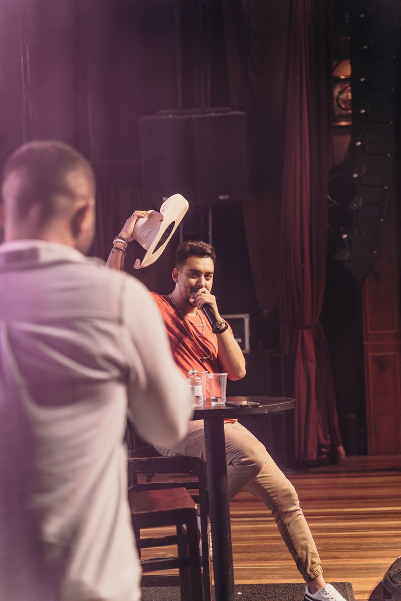 jmevoficial's tweet photo. Fala aí: em que cidade vocês querem ver o nosso show? 👀👇

#JMeV #DaNossaModa https://t.co/Al1MhgFDAz