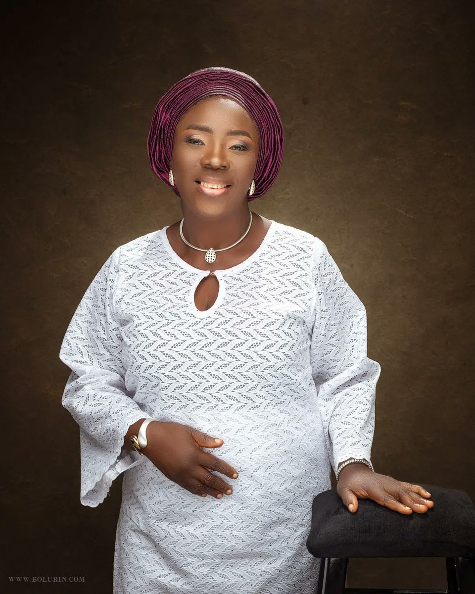 bolurinvisuals's tweet photo. Happy birthday Ma🎉 Photos shot and retouched by #bolurinvisuals #nobadpohotos

Kindly RT when you see this🙏 https://t.co/THQmRAtx14