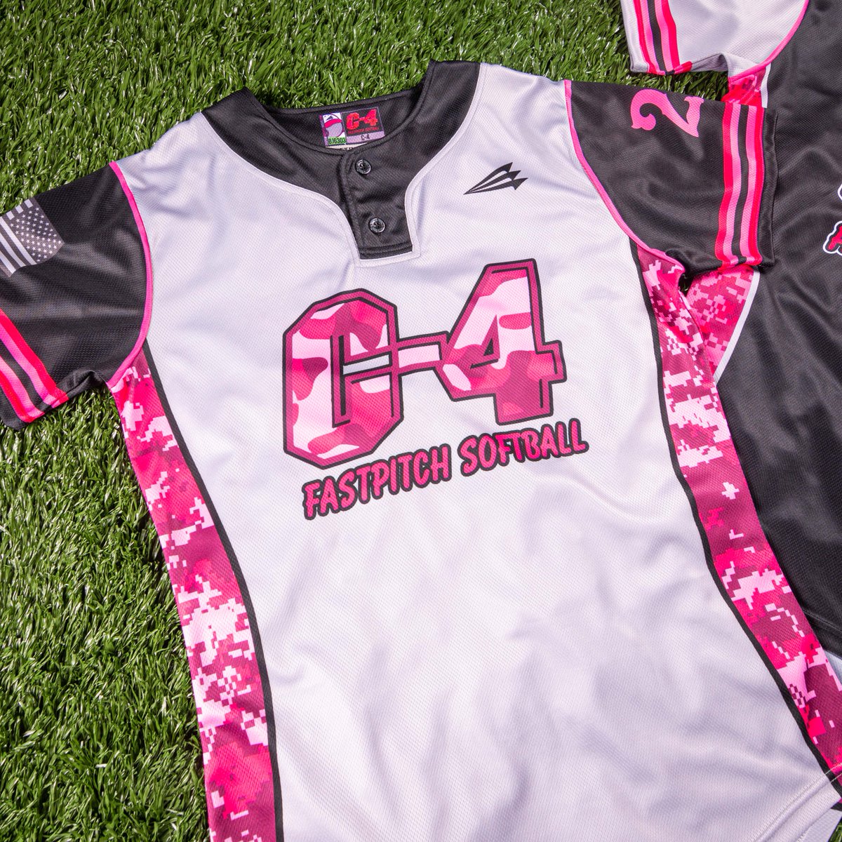 CustomSoftball's tweet photo. #Triton Package Deals are the best way to get the best swag for the best deals. Check them out here. https://t.co/Ds8CsnJH8Q
👥 California’s @C4softball
✅ Package 5
#teamtriton #customsoftballjerseys #softballjerseys #softballuniforms https://t.co/BVKtOdSWNJ
