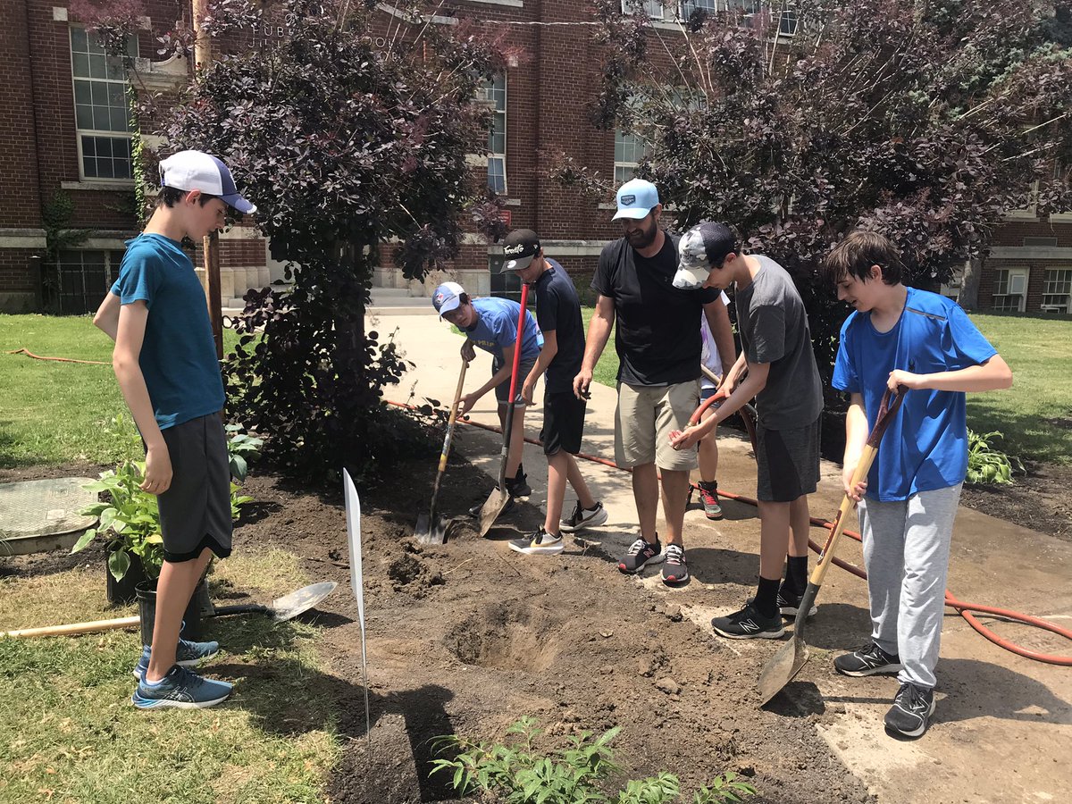 Grade 8’s and Mr. Hurst’s gift to the school. Thanks for your contribution—we are stronger together.