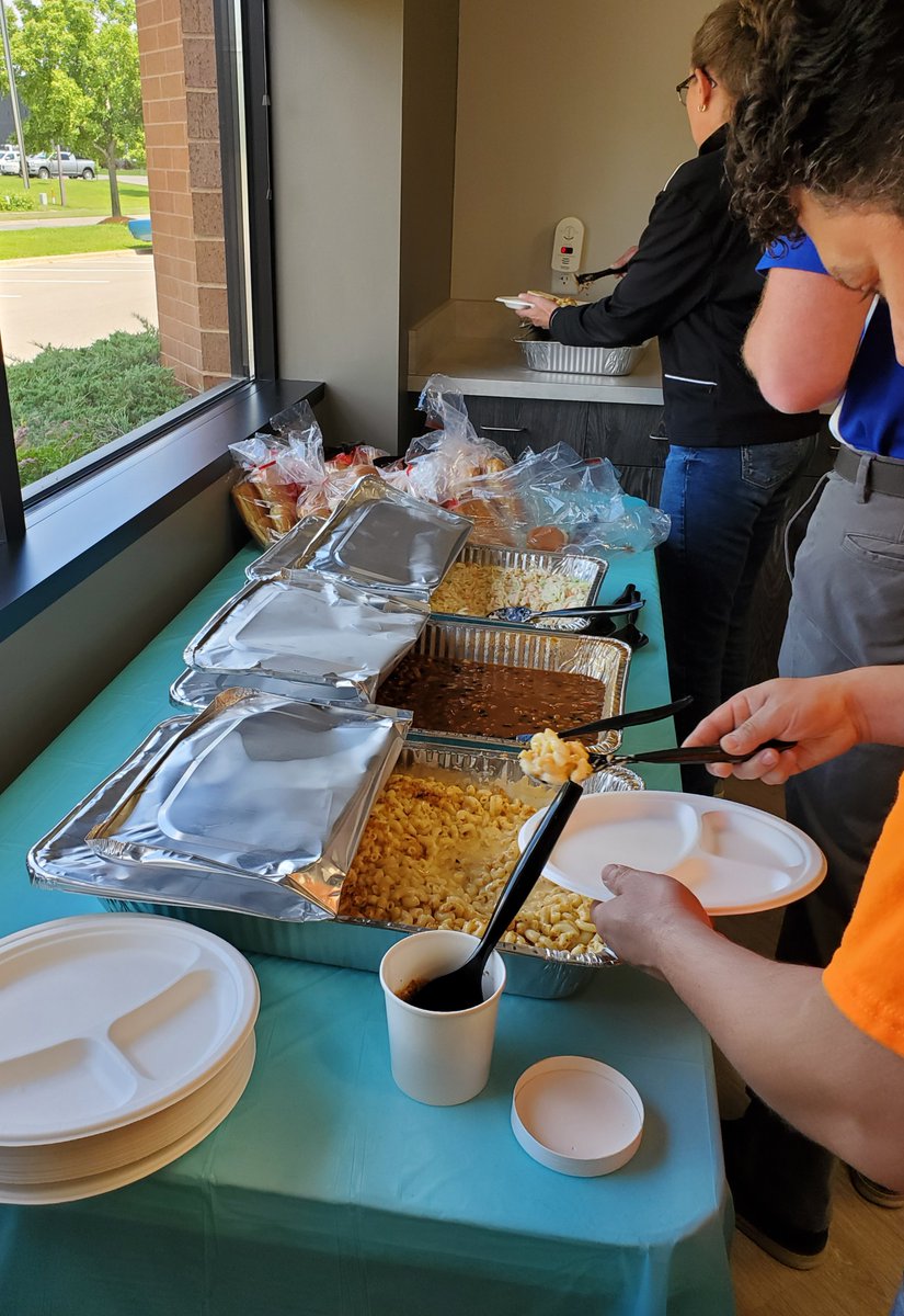 Minnesota summer is in full swing! LAPP Tannehill hosted a BBQ today and brought in food from Old Southern BBQ in Shakopee. Some employees even enjoyed a game of cornhole in the nice weather. @oldsouthernbbq https://t.co/nOUmZHdJZU