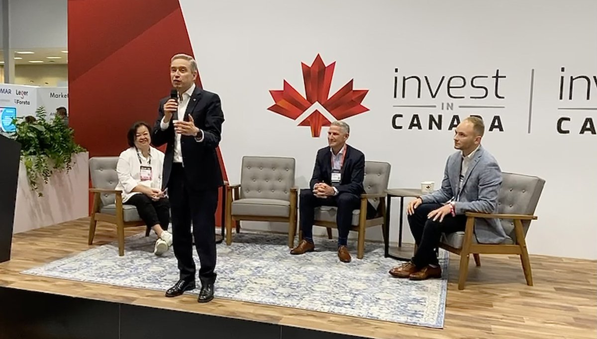 FP_Champagne's tweet photo. In selecting Canada for their Global AI Centre of Excellence, @Sanofi underscores the success and strength of Canadians in this space. 🇨🇦

Grateful to see hundreds of new highly-skilled jobs, more R&amp;D, and Canadian talent developing solutions to global healthcare challenges. https://t.co/SwWQMOvy5G