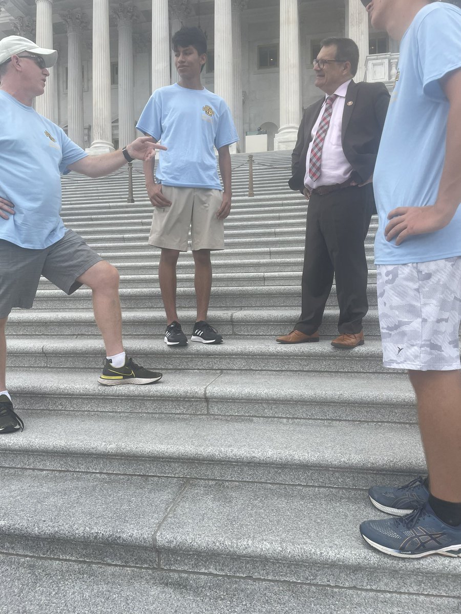 HHS-AP_Pingley tweet media