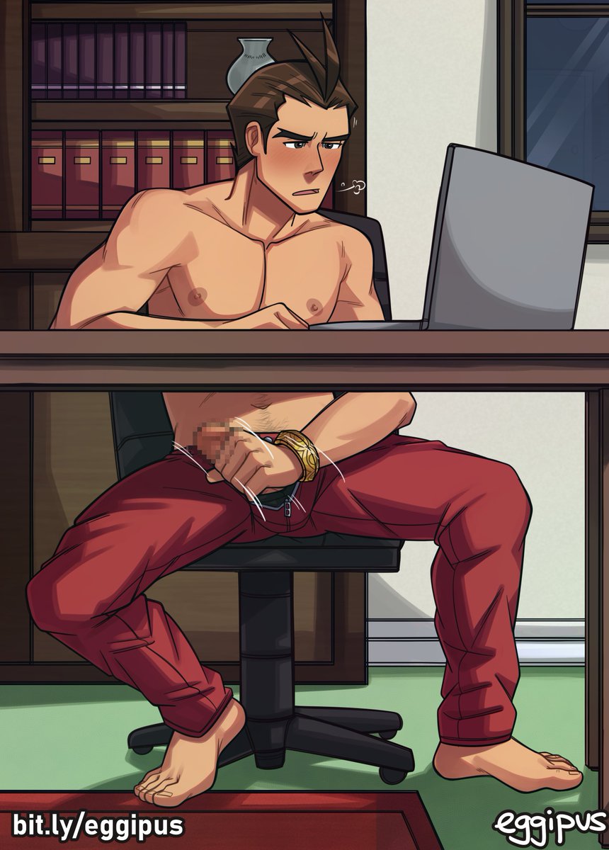 eggipus's tweet photo. Late evening at the work and the office's laptop has scandalous content on it 😳 https://t.co/lndNEWq2rA
