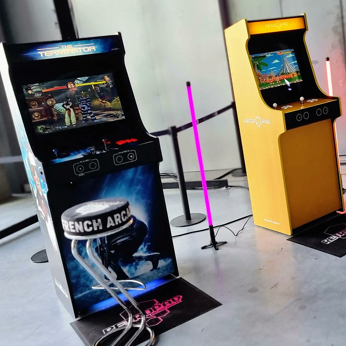 Retropad1's tweet photo. Les bornes #Retropad installées pour la soirée au @MeettToulouse ! 😎
N'hésitez-pas à nous contacter pour tous vos événements 🕹️
#arcade #retrogaming #bornearcade #jeuxvideo https://t.co/xKiFZuzyl1
