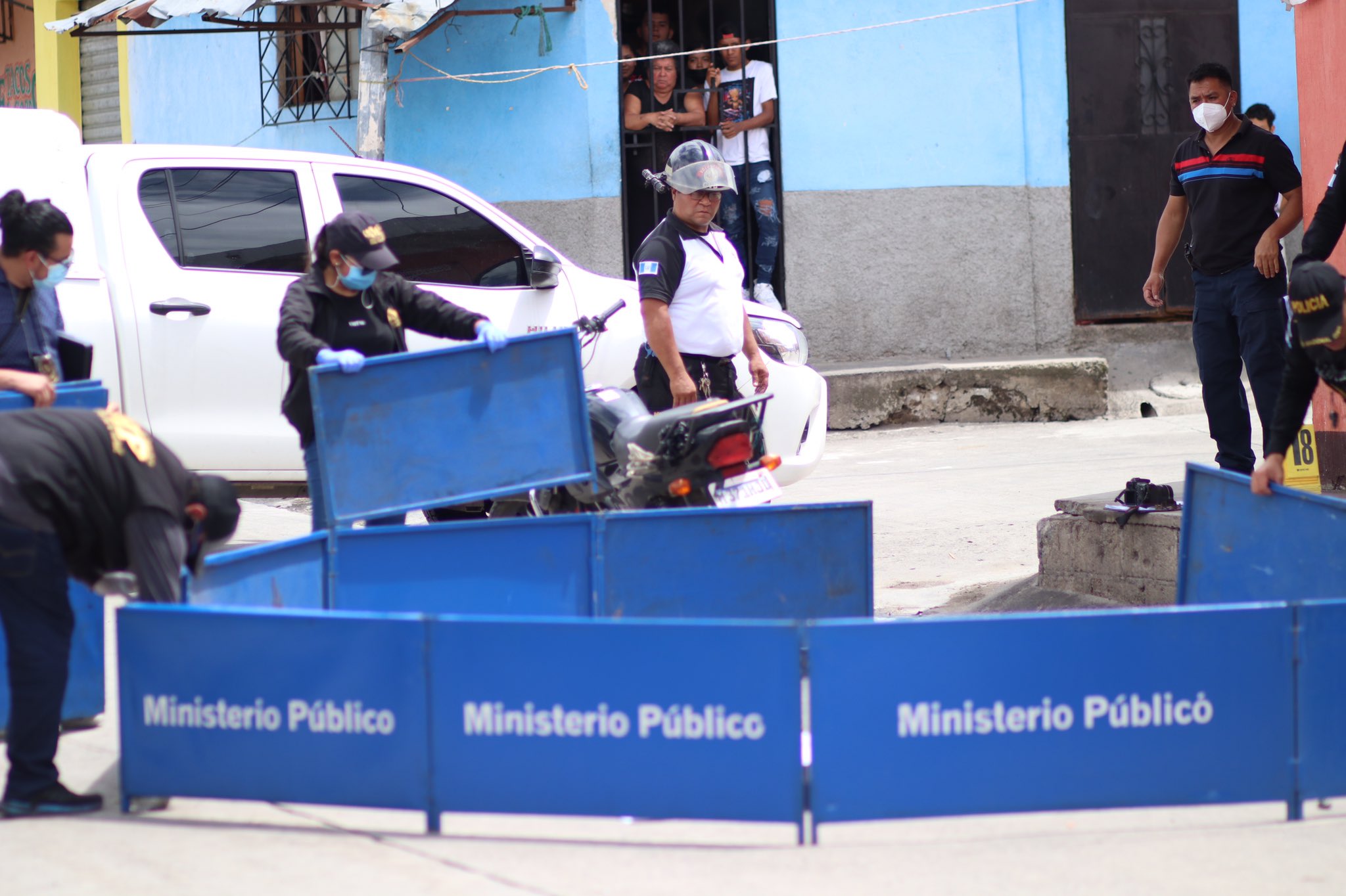 La nota dejada por un sicario junto a su víctima  	