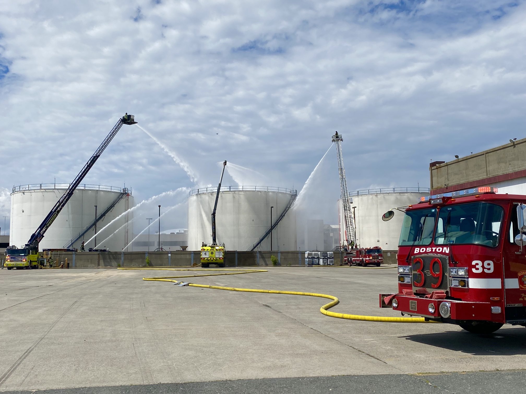 Everett Fire (EverettMaFire) / Twitter