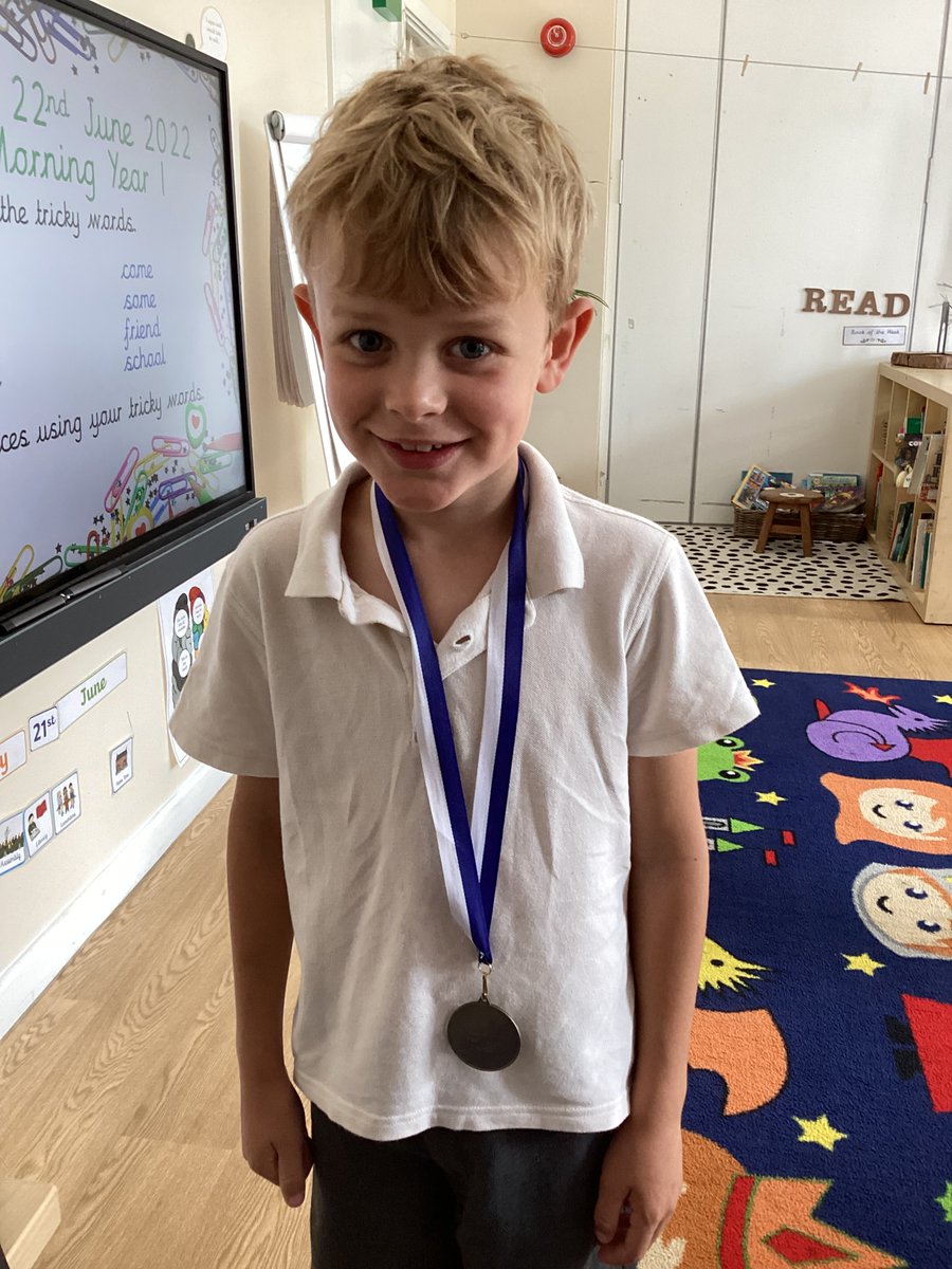 A super sportsman! Well done!! #football #award #superstar #star