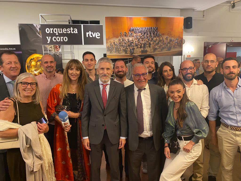 🎻 II CONCIERTO A BENEFICIO DE LAS VÍCTIMAS DE SINIESTROS VIALES 

🤗 Gracias a todas las autoridades por asistir al evento y apoyar la iniciativa 

📸 <a href="/DGTes/">Dir. Gral. Tráfico</a> <a href="/interiorgob/">Ministerio del Interior</a> <a href="/rtve/">RTVE</a> <a href="/La1_tve/">La 1</a> <a href="/RTVE_Com/">RTVE Comunicación y Participación</a> <a href="/CGHIRSCHFELD/">CARLOS G.HIRSCHFELD</a>