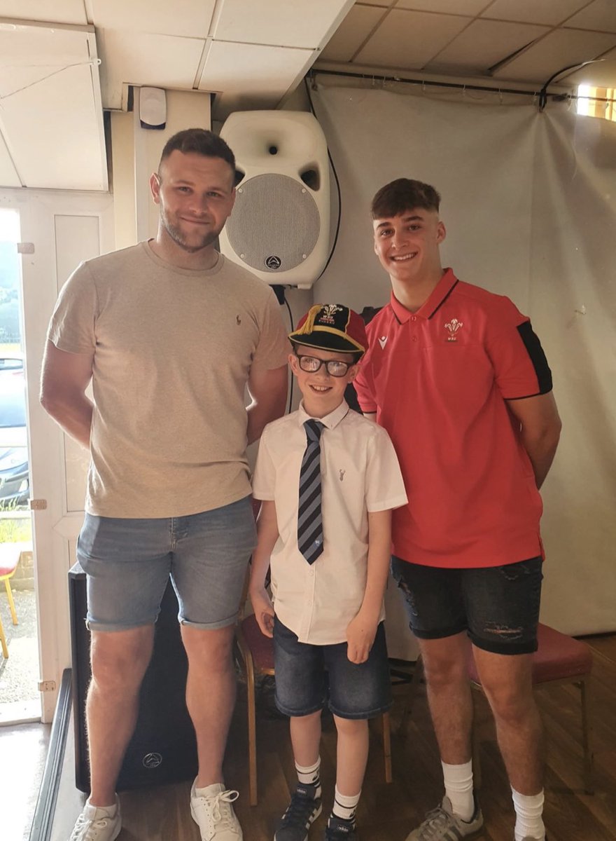 stgwladys's tweet photo. Llongyfarchiadau to Reuben in 6H for getting his U11s Rhymney Valley Schools cap last week. What an amazing achievement! #proud https://t.co/2QwUOZ1qHC