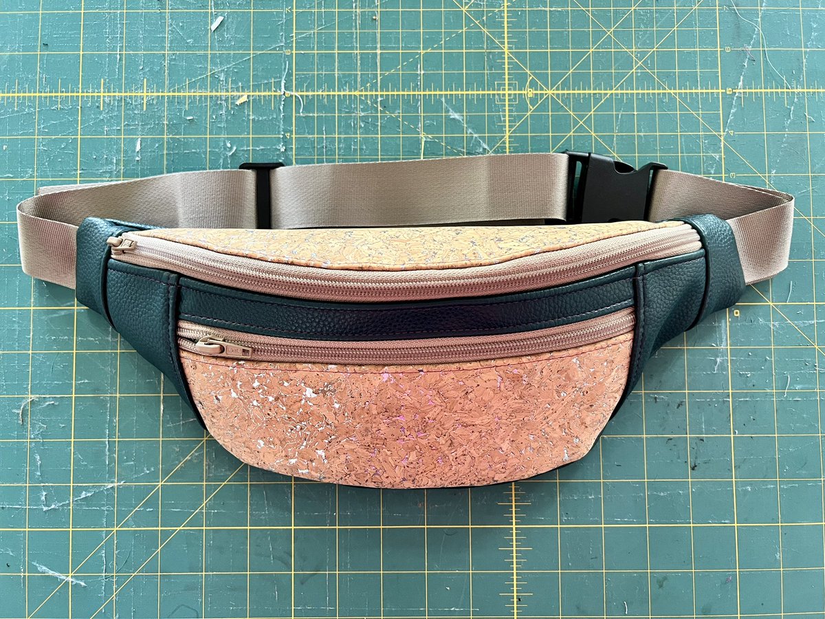 Lady_RBF's tweet image. These babies are sold! #sewfun