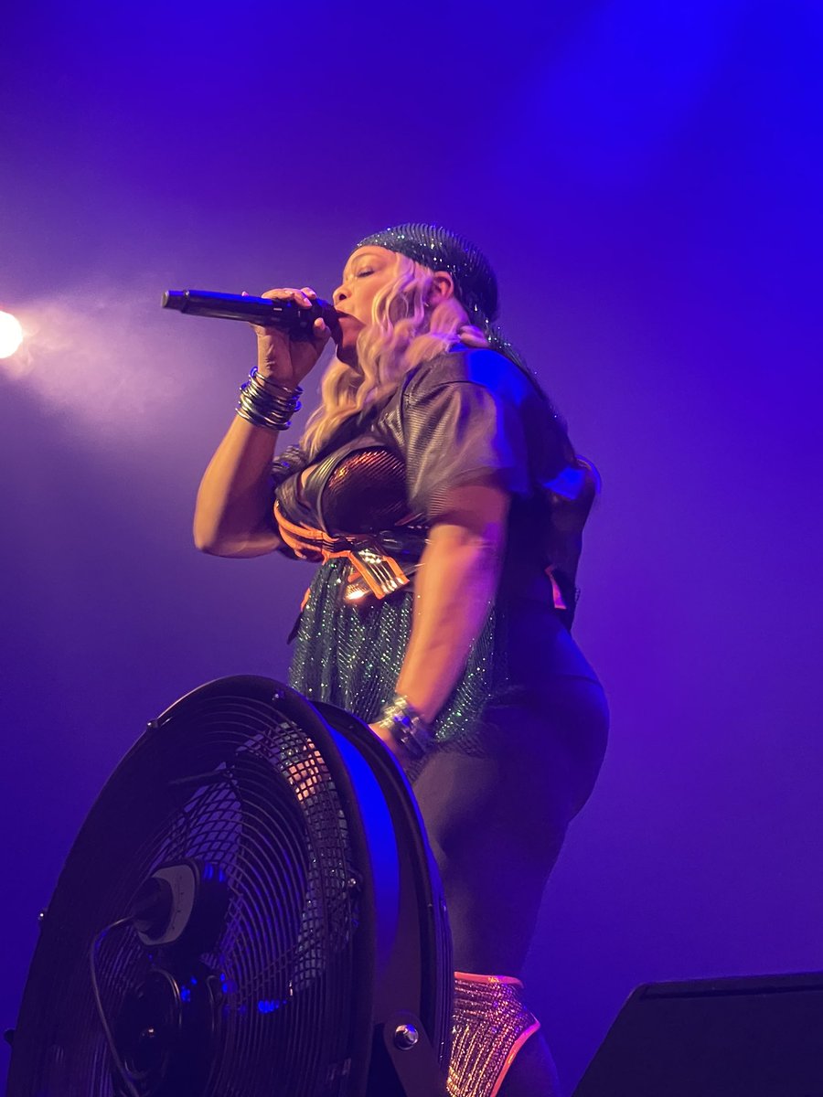 ultimate_tlc's tweet photo. 🇳🇱 Pics from TLC concert in Netherlands 💓 Thanks to Oliver! 🥰 https://t.co/j4QS66hxcK