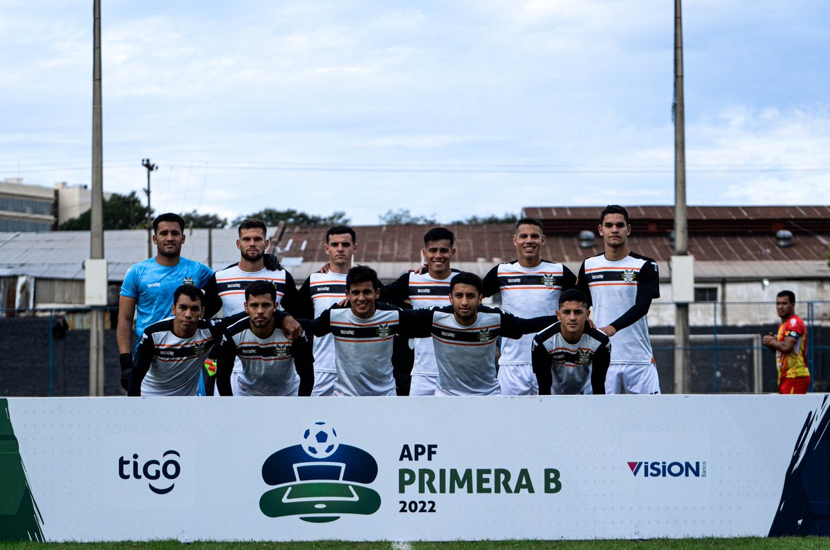 clubgralDiaz's tweet photo. VICTORIA DE LAS AGUILAS 🦅🦅

Imágenes de la victoria por la fecha 15

General Diaz 2 - 1 Cristobal Colón (Ñ)

⚽️ 22' Rodrigo Gauna
⚽️ 70' José Rotela

#PrimeraB2022 #VamosAguilas https://t.co/o0gmJhdM14