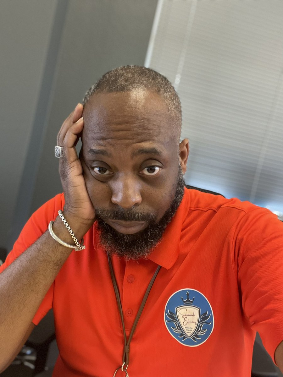 McWilliamsMike1's tweet image. Summer Break Day 🤷🏾‍♂️ 

I’m in the office screening resumes and scheduling interviews. We want THE BEST for our #students at @SavannahElem380! It’s worth the investment of time! Pay now or pay later!

#Education #PrincipalLife #Principal 
#Leadership #TeacherS