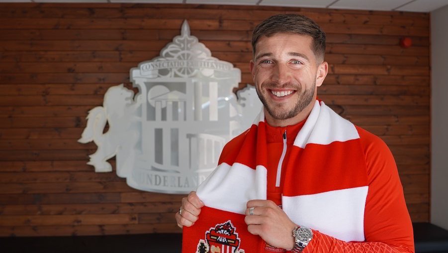 LyndenGooch's tweet photo. Ha’Way the Lads 🧣 https://t.co/Higs4GVHJy