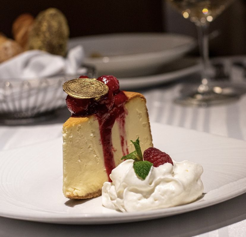 ¿Mitad de semana con antojo de postre? Prueba el verdadero New York Cheese Cake en <a href="/ThePalmMx/">The Palm Mx</a> y disfruta de un momento dulce y delicioso. 🍰 ❤️

#sirviendoaméxico #méxicounido #cdmx #yomequedoencasa #comeencasa #queremoscomer #pickup #togo #servicioadomicilio