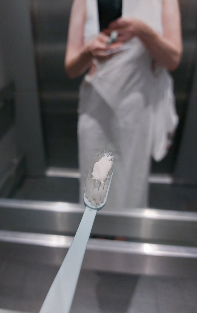 Floor - oh I'm gone tweet media