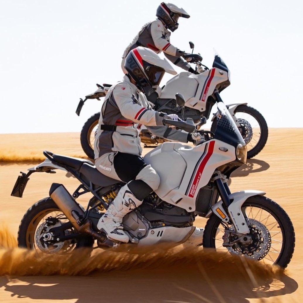 DucatiUSA's tweet photo. Weβre at the @TouratechUSA Rally in Plain, WA this week. Demo rides are bookable on the Multistrada V4S, meet the new DesertX and learn more about the E-MTB range.
See you there?
#TouratechRally #AdventureRally #MultistradaV4 #DesertX https://t.co/b0gupzycOn