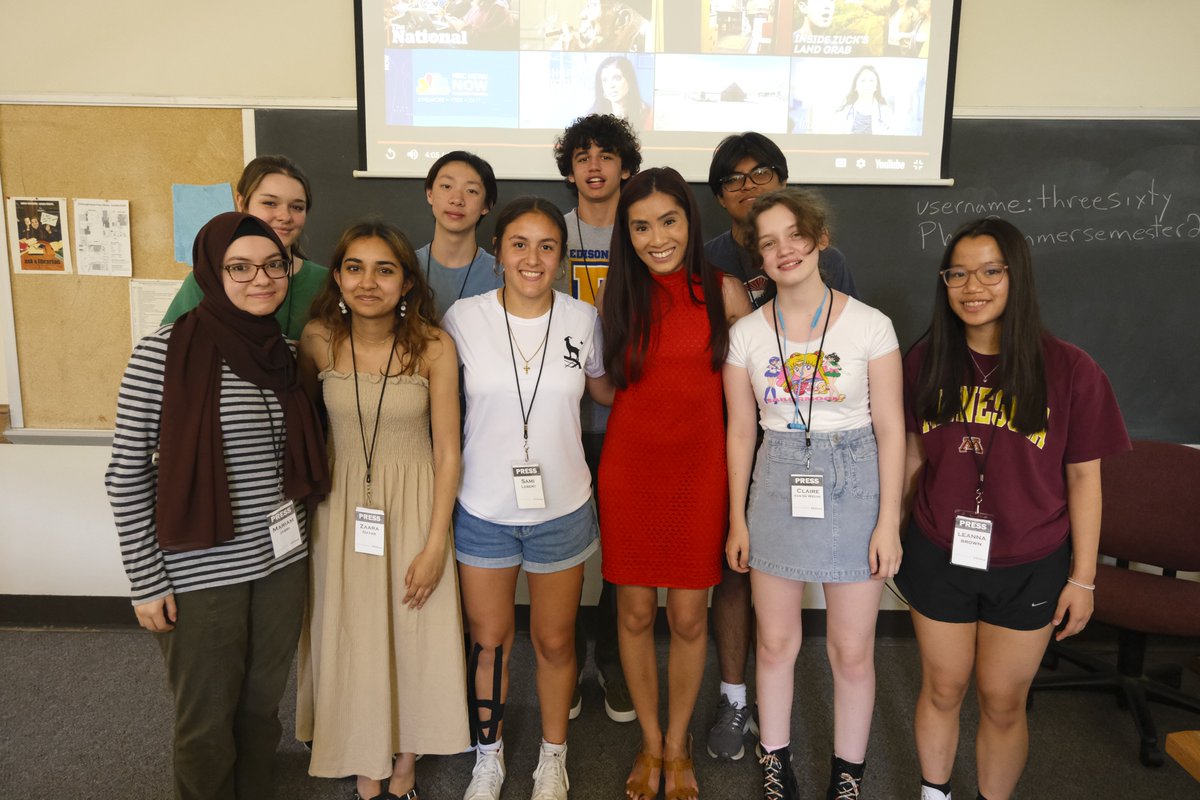 ThreeSixtyMN's tweet photo. ThreeSixty Journalism got two amazing guest speakers here today to talk about their job and legacy media. #360EmergingVoices #ThreeSixtyJournalism @PauleenLe @KyndellHarkness https://t.co/M2utadTLSE
