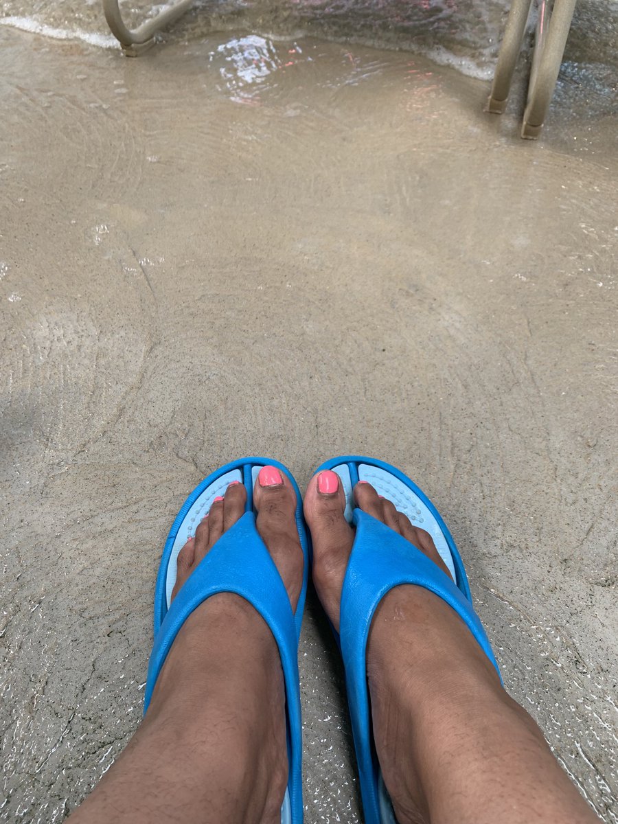 innovatecnelson's tweet photo. Happy Feet #CorsicanaLeads https://t.co/p8Jeeza2ml