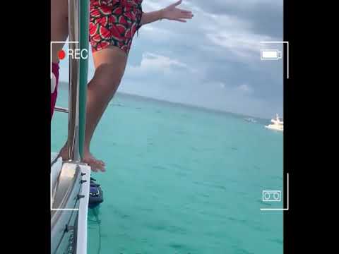 smilewikiblog's tweet image. Hard Landing - Best Fails Of The Week (Funny Fails Compilation) #failarmy #failsoftheweek - smile.wiki/best-fails/har… - img.youtube.com/vi/LpCHjBEr7T0… - 

     (adsbygoogle = window.adsbygoogle || []).push();

source

     (adsbygoogle = ...