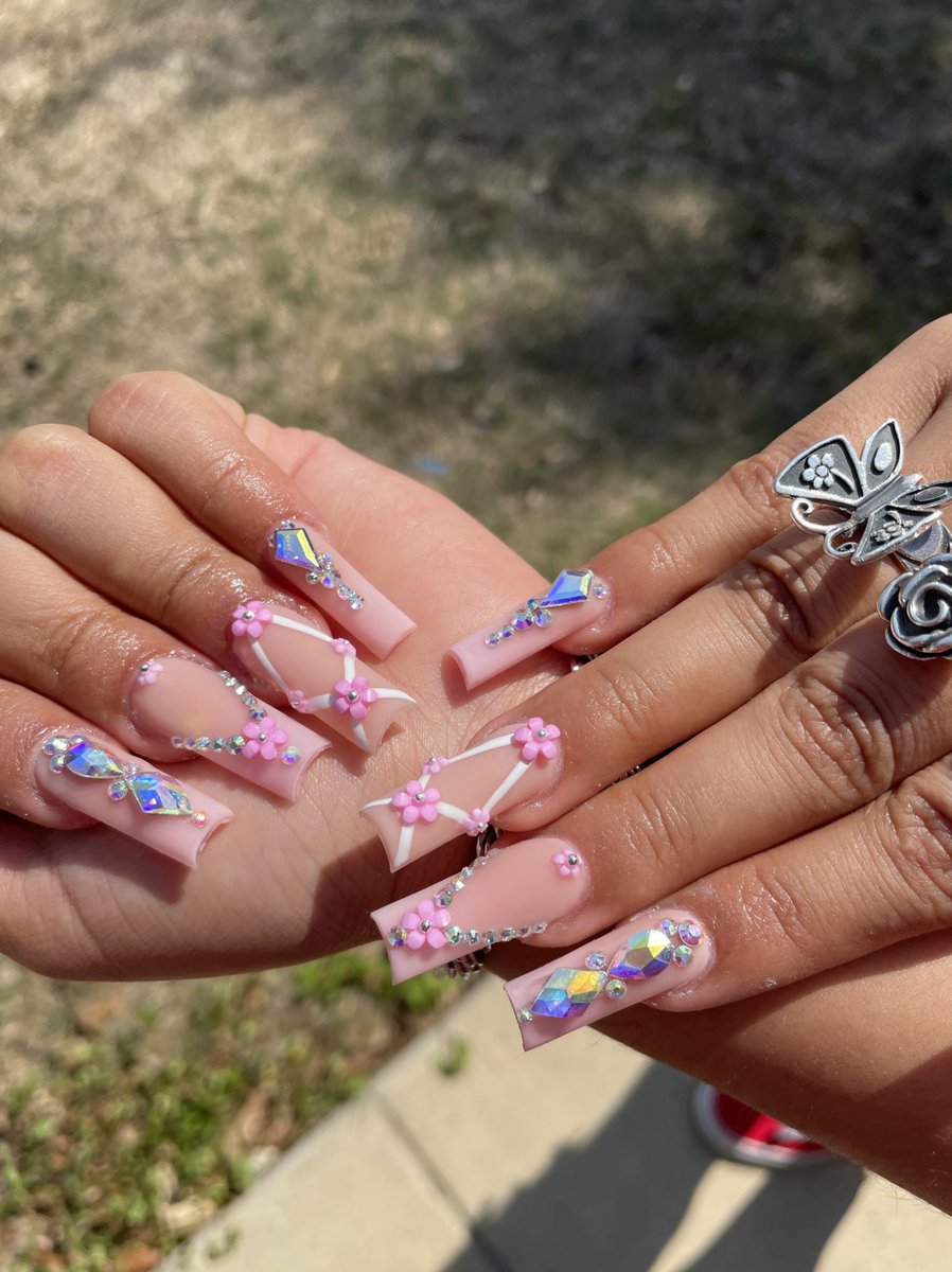 julisaizz's tweet photo. recent sets 🫶🏽 
@ nailssbyyjulie https://t.co/HHvhxWS1yc