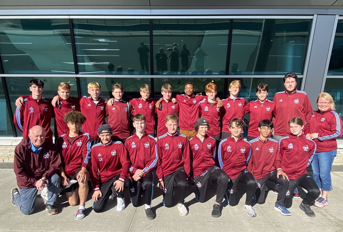 SoccerNLSA's tweet photo. Team NL heading to their Atlantic Championships. Girls U15 &amp; 16 in NB and Boys U15 and 16 in NS. Best of luck to the players, coaches and managers!!!! https://t.co/G329xL5AAw