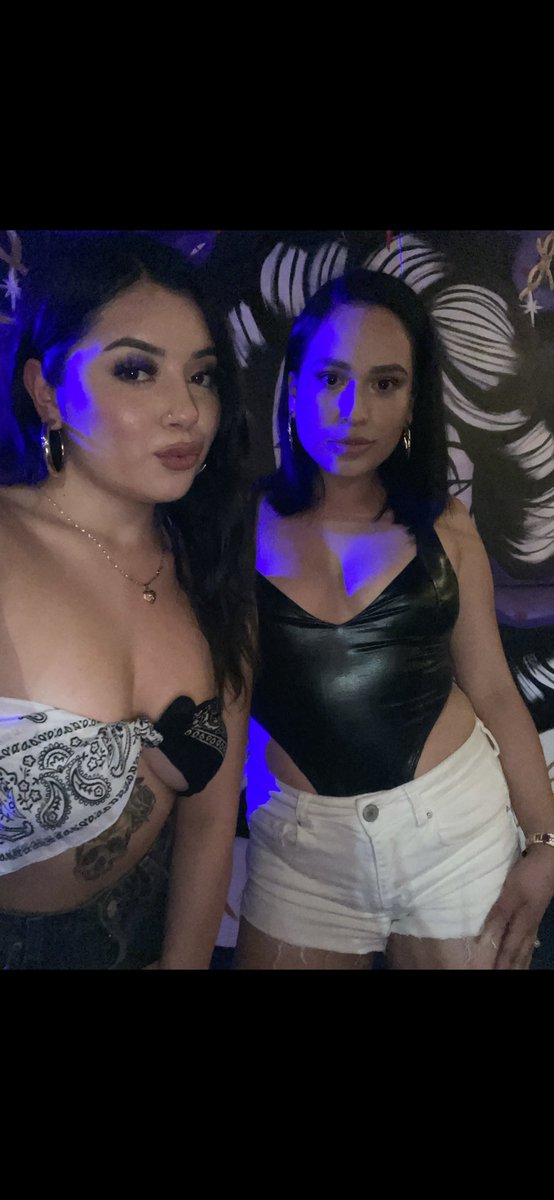 Happy birthday to <a href="/robynismobbin/">☾</a>  you’re so beautiful inside and out you deserve everything 🫶🏻 today and always 🎉