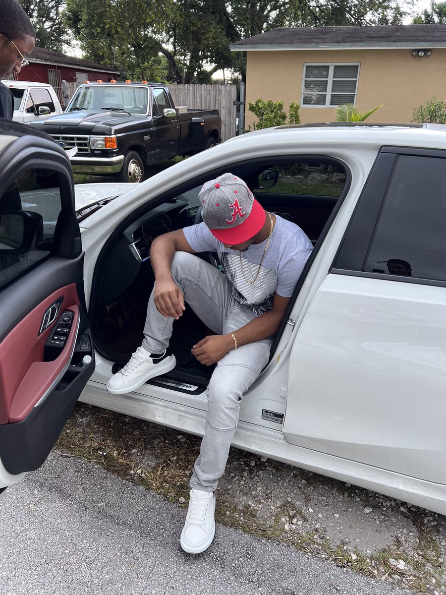 d6_williams's tweet photo. If it ain’t safe for me it ain’t safe for nobody 🥷🏽💫 https://t.co/DK3J3hdRhD