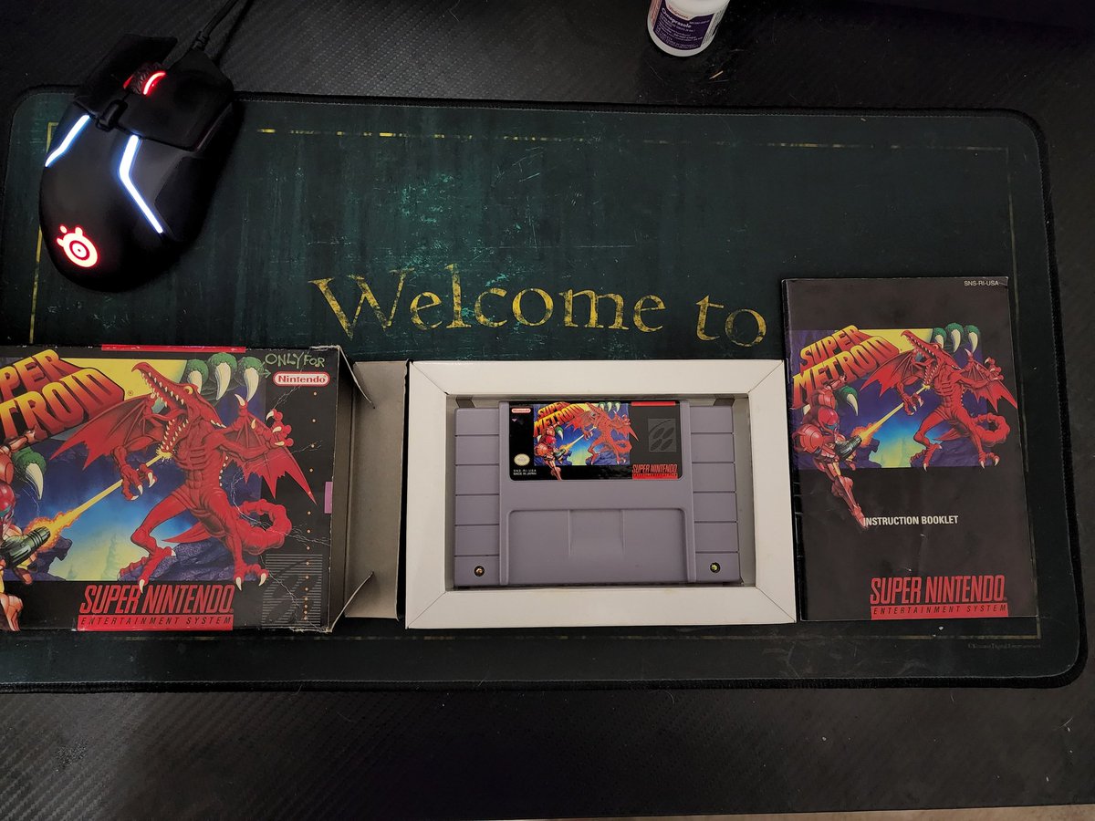 loading_player1's tweet image. Hit the jackpot at my local gaming store! #Retro #retrogamer #Nintendo #Metroid