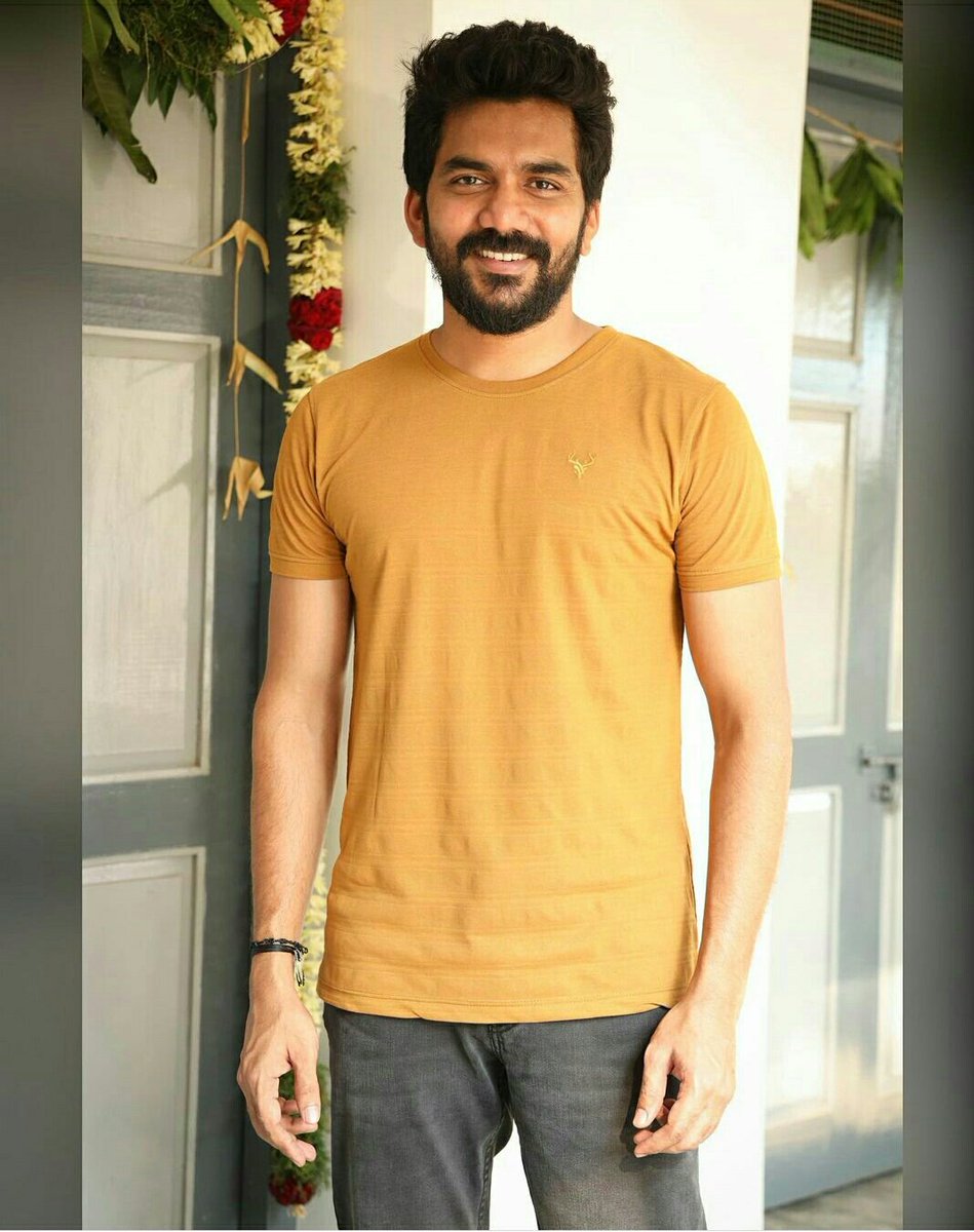 mdcinemax's tweet photo. Handsome #Kavin Birthday Spl Photo
@Kavin_m_0431 #mdcinema https://t.co/9qxU0QOCPX