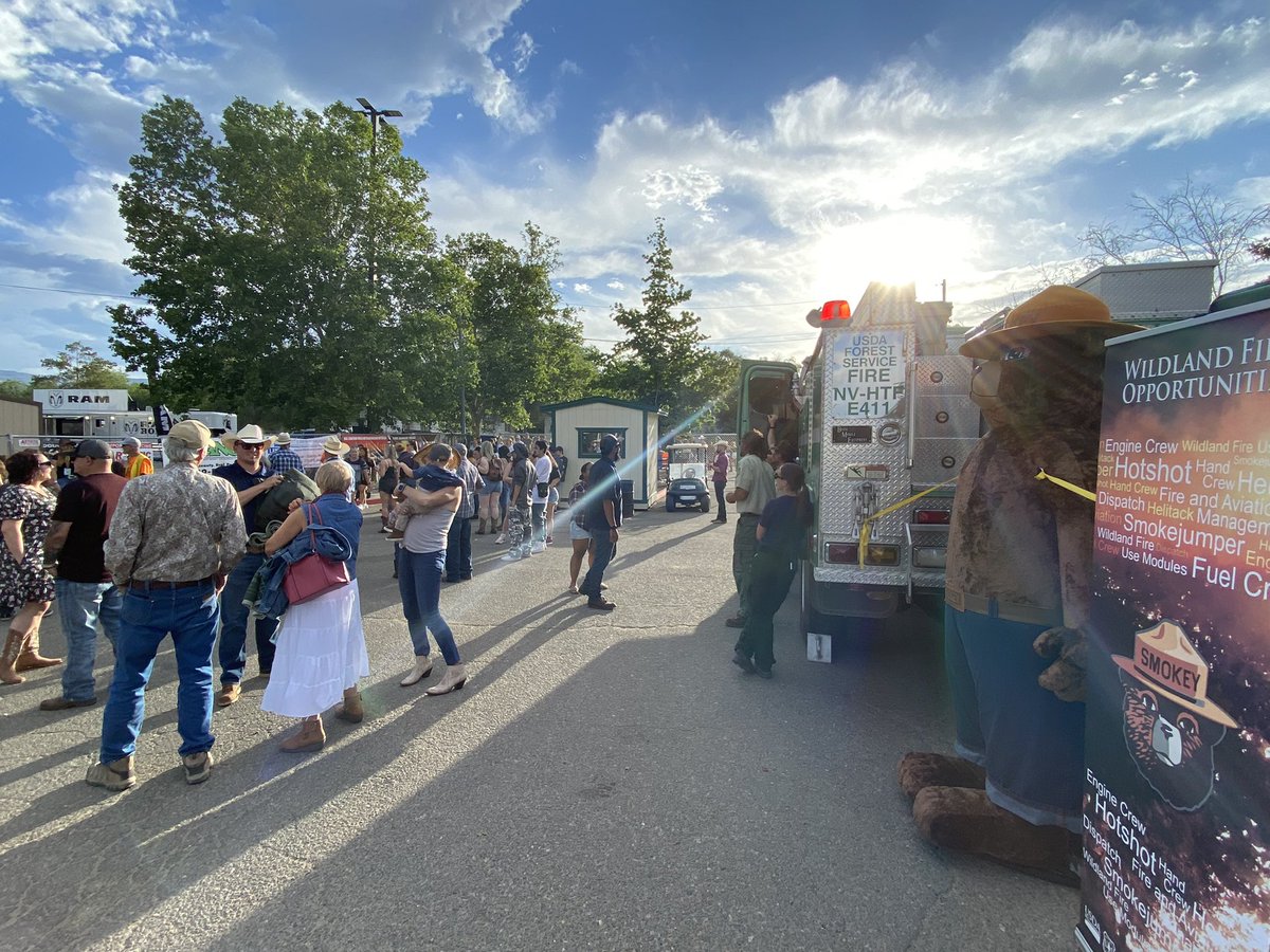 HumboldtToiyabe's tweet photo. #HTFirePrevention- The troops out at the @renorodeo today with Smokey spreading that Prevention message! Only you⦠@smokey_bear #HTStrong #wildlandfirefighters https://t.co/Me6cw5I6hS
