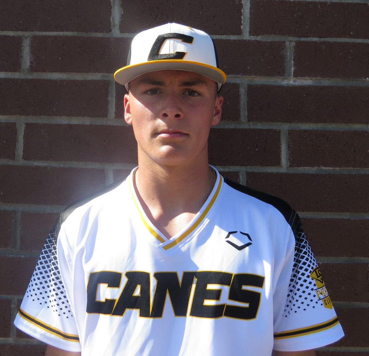 CanesSouth's tweet photo. 17U Prime starts the weekend with an 11-0 W at Black Bear.

WP @CogdellJacob 5.0 IP, H, 4K, 0 R
@james_shennan10 2.0 IP, 3K, 0 R

@thewarreno 4-4, 3B, R
@elihudgins2021 2-3, 3B, 2 RBI
Garret Sanders 2-4, 2 RBI https://t.co/YBQC6vu6oW