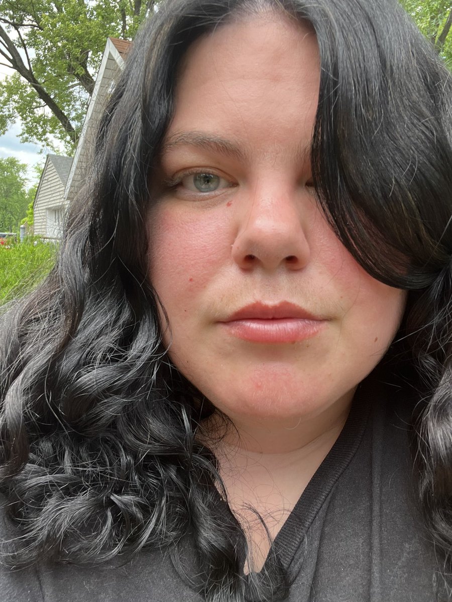 Britt Starr (@brittlovesrock) on Twitter photo 