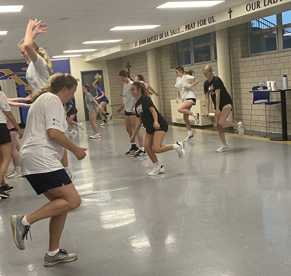 ncchsvolleyball's tweet photo. Thank you St. Elizabeth ACL Injury Prevention Team to ensure our strength &amp; sports training movements are correct &amp; how to move safely with less risk of injury. We are grateful for your time &amp; expertise #ladybredsteamstrong 💙💛🏐💪🏼 @StElizabethNKY @NewCathBreds @NewCathAthletic https://t.co/1mwsGuHqxr