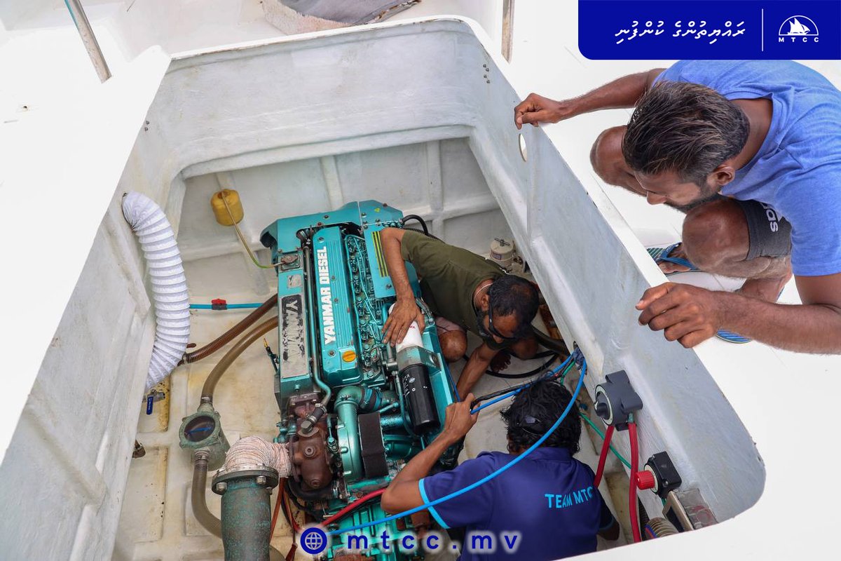 MTCCPlc's tweet photo. Team @MTCCkashavaru met with the vessel owners and Council Members at V. Fulidhoo and inspected engines. Our gratitude goes to the Council Members, residents and vessel owners at Fulidhoo for support extended during our stay.
#yanmarmarine #suzukimarine #castrol #ppgcoating https://t.co/PH7xf8Ne9J