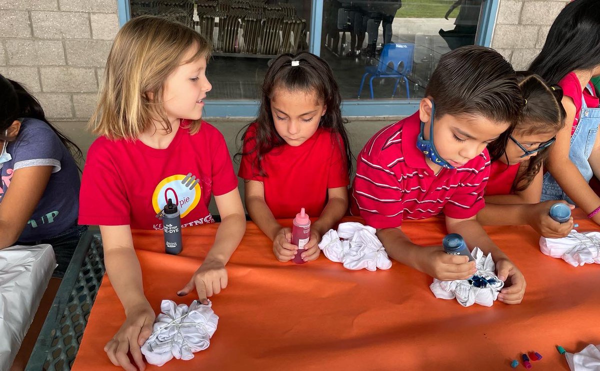CraneSchools's tweet photo. CAMP🏕CRANE at @ValleyGleamer were busy making tie dye shirts! We think they came out pretty great! Way to go, Gleamers! #21stcclc #azontrack #WhyCrane #WeAreCrane #SummerofFun https://t.co/knKYd3ABg2